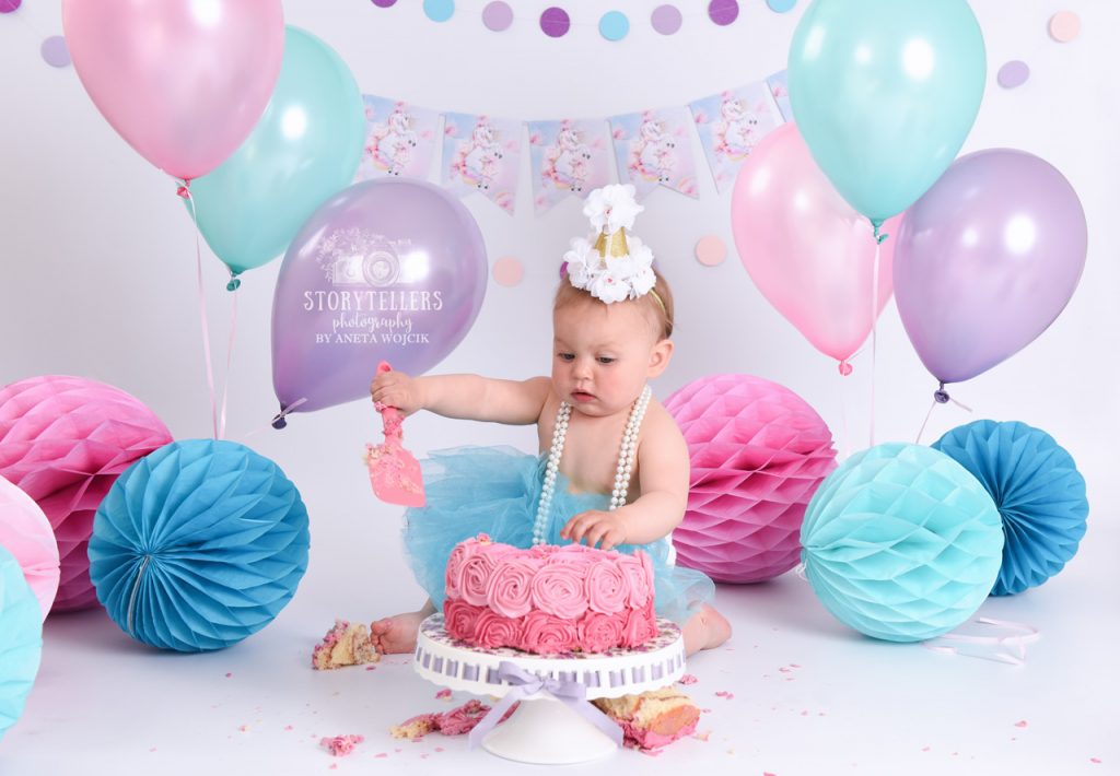 aneta-wojcik-storytellers-photography-weymouth-cake-smash-splash-36-1024×710 Cake Smash Splash Photography Aneta Wojcik