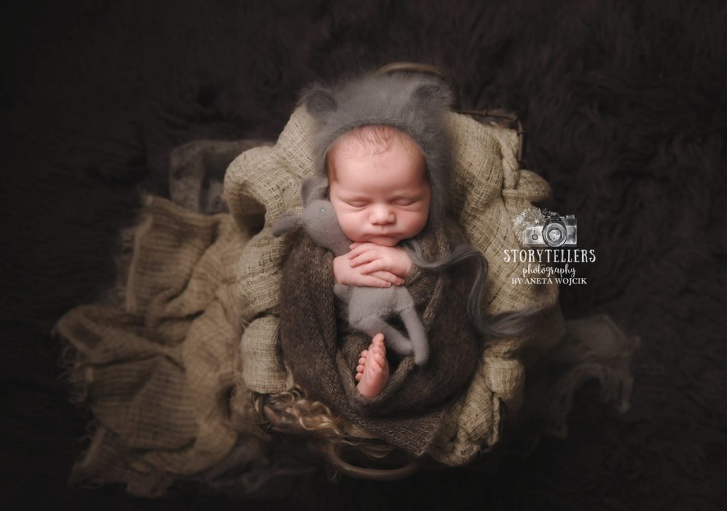 storytellers-photography-by-aneta-wojcik-newborn-57ddkk-1024×719 Newborn Photography Aneta Wojcik