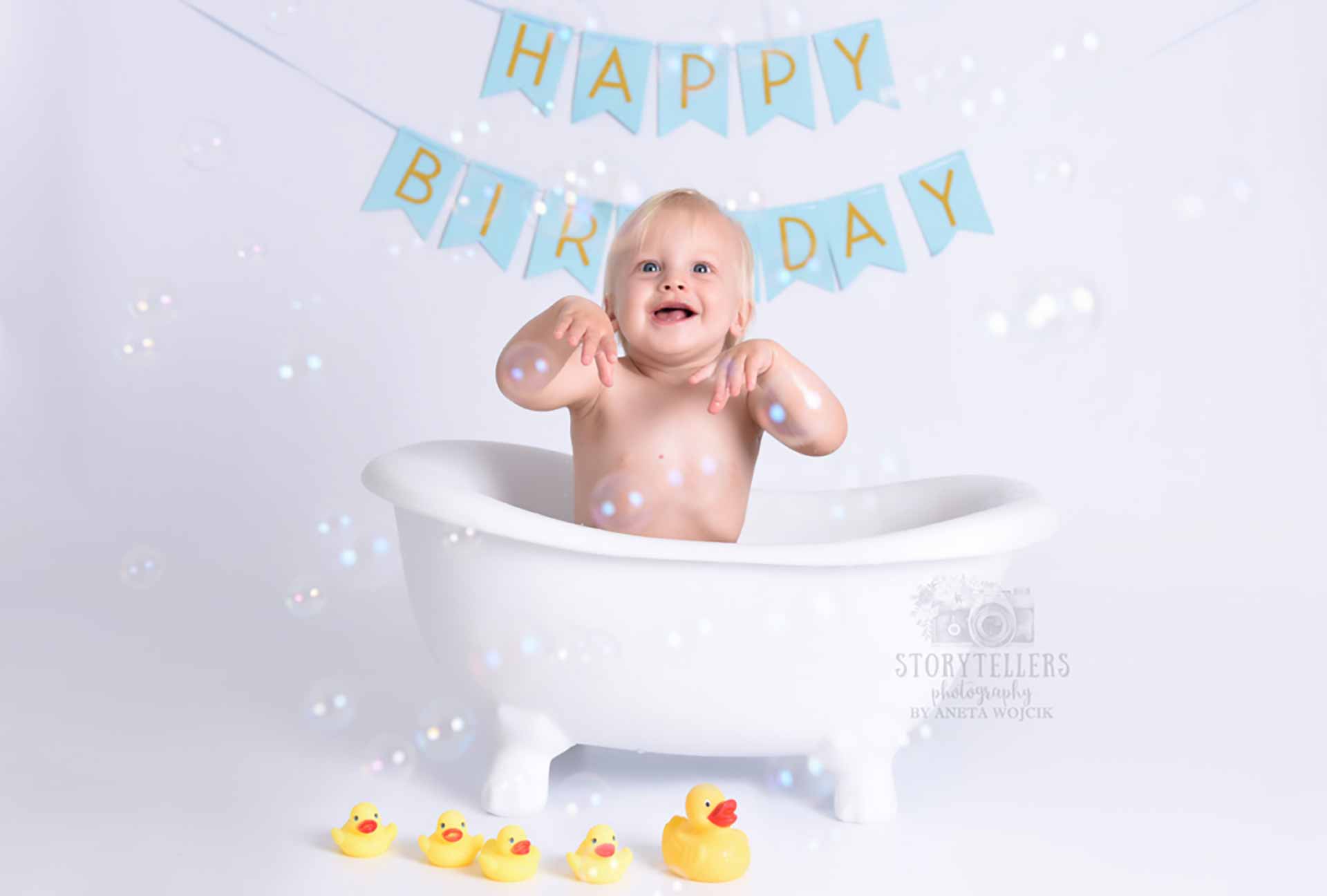 aneta-wojcik-photography-cake-smash-splash-0038